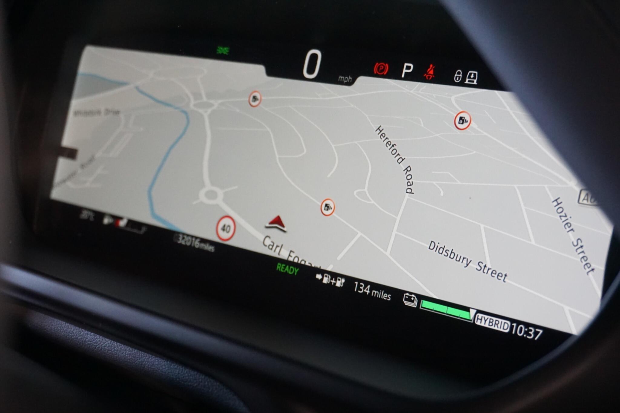 Land Rover Defender 110 2.0 P400e 15.4kWh X-Dynamic S SUV 5dr Petrol Plug-in Hybrid Auto 4WD Euro 6 (s/s) (404 ps)